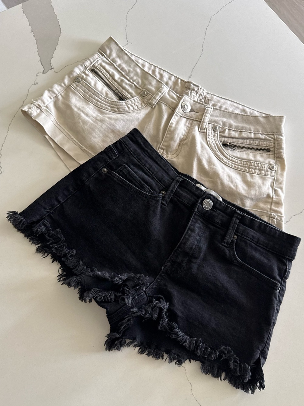 2 Pair of Women’s Jean Shorts | Size 7